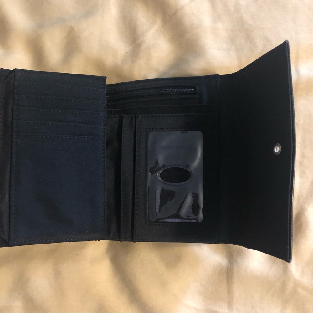 Wallet - Picture 3 of 5